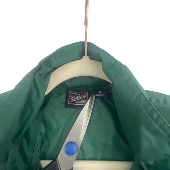 Woolrich Outdoor Nylon Windbreaker Jacket Size M Green Full Zip Hiking Gorpcore - Picture 3 of 8